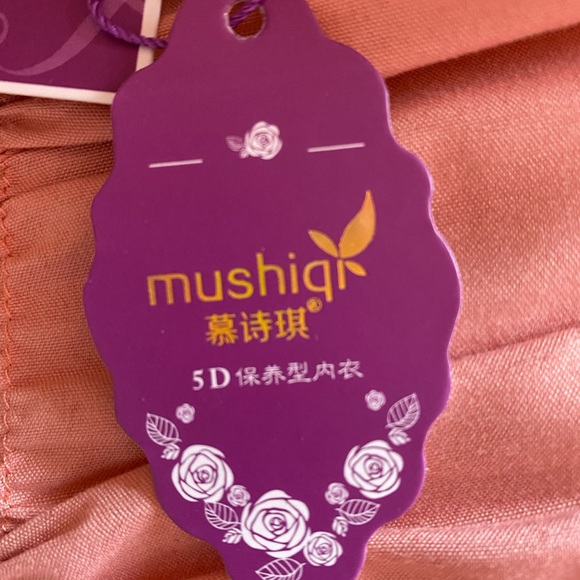 Bra - Picture 7 of 7